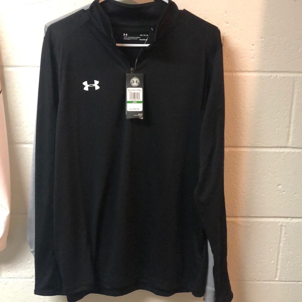 UA lightweight pullover